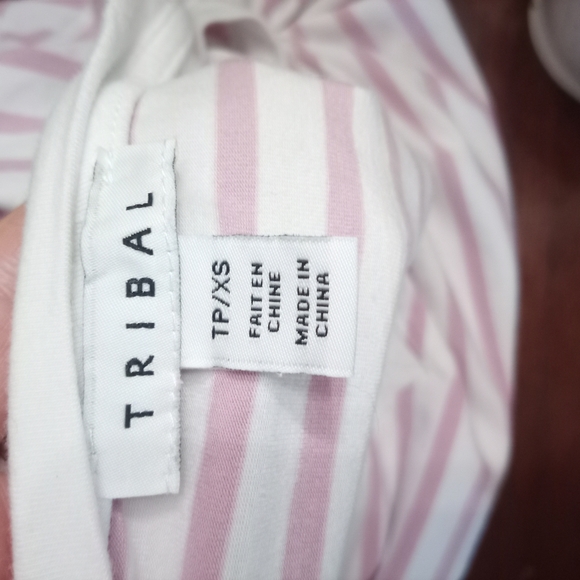 Tribal White and Gray Tie Front Short Sleeve T-Shirt - Picture 2 of 2